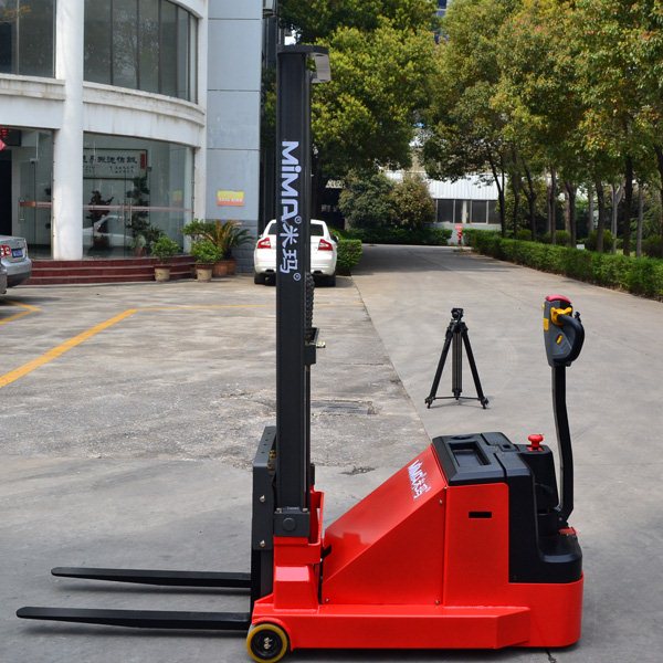 湖南榮洲機(jī)械設(shè)備有限公司,移動(dòng)式升降平臺(tái)價(jià)格,湖南升降貨梯,塑料托盤批發(fā),固定式升降平臺(tái),曲臂式升降平臺(tái),汽車尾板,全電動(dòng)叉車 湖南榮洲機(jī)械設(shè)備有限公司,移動(dòng)式升降平臺(tái)價(jià)格,湖南升降貨梯,塑料托盤批發(fā),固定式升降平臺(tái),曲臂式升降平臺(tái),汽車尾板,全電動(dòng)叉車